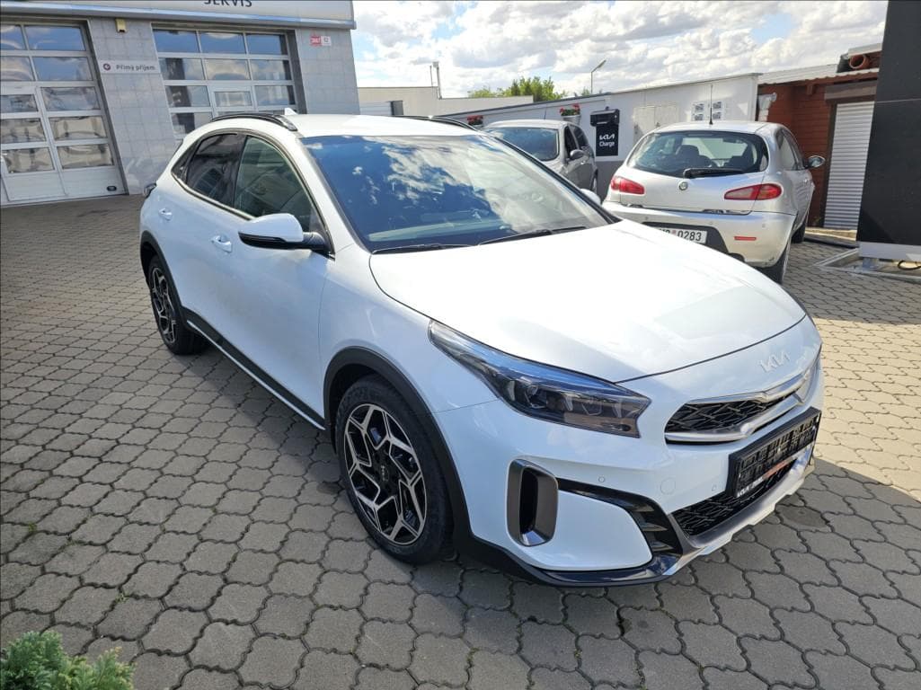 2026 Kia XCEED - 7