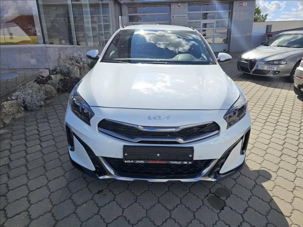2026 Kia XCEED - 8