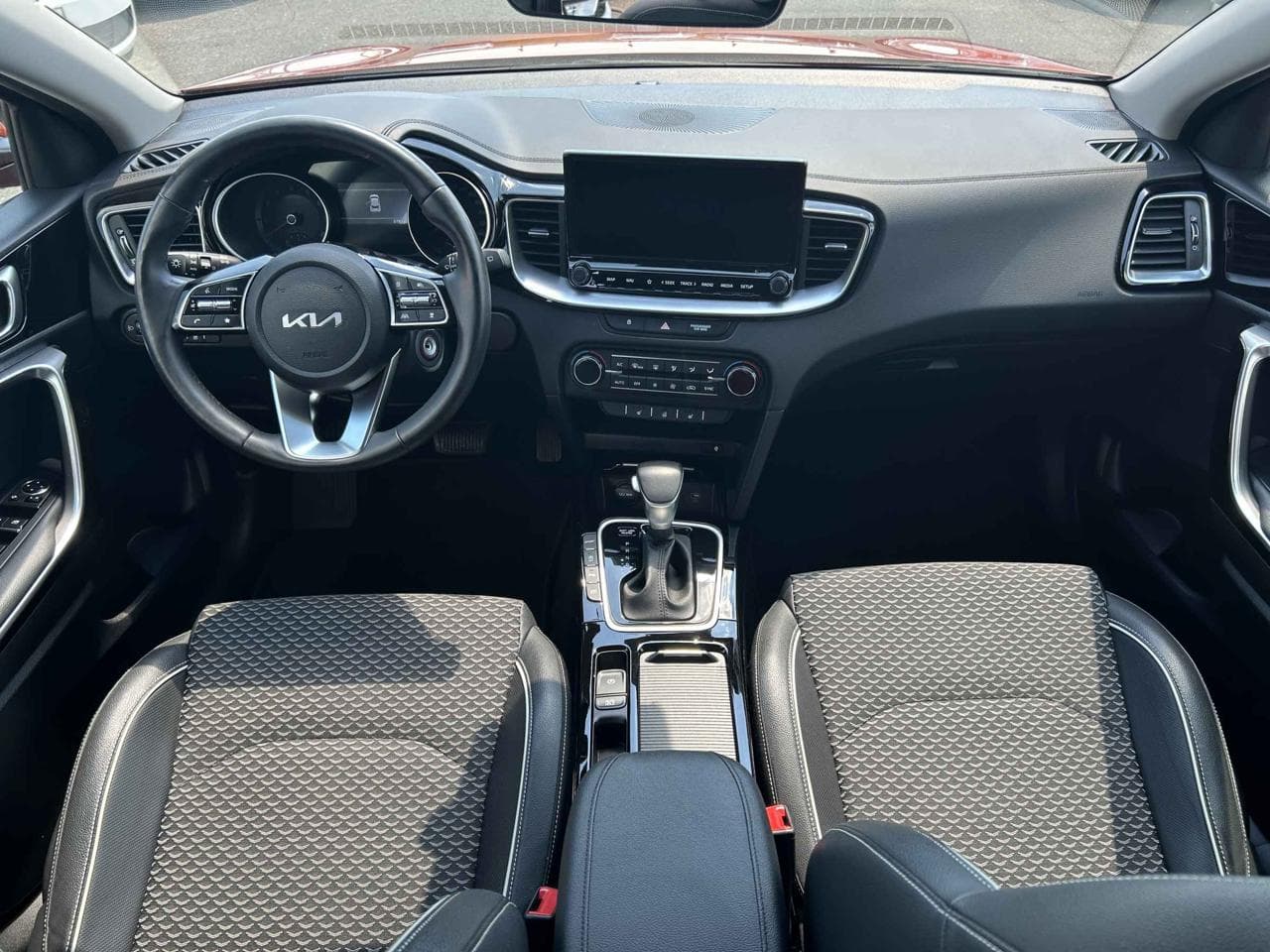 2023 Kia XCEED - 8