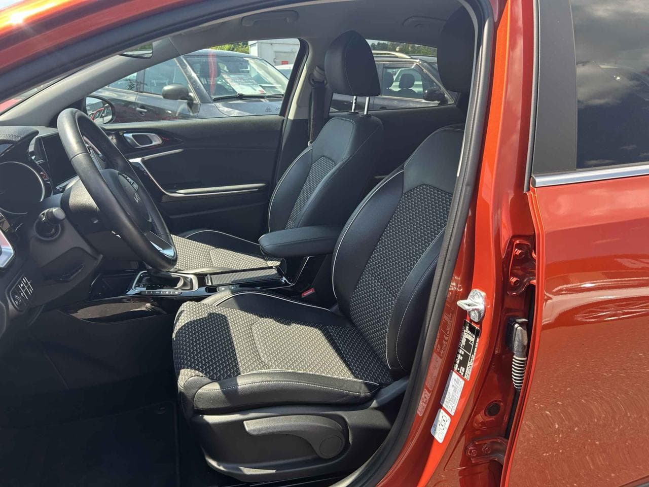 2023 Kia XCEED - 9