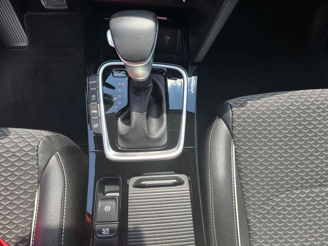 2023 Kia XCEED - 14