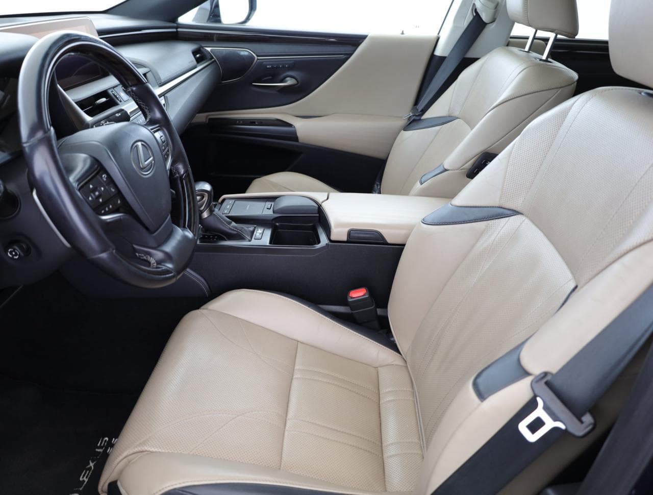 2021 Lexus ES - 13