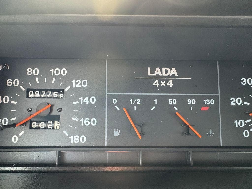 2006 Lada Niva - 8