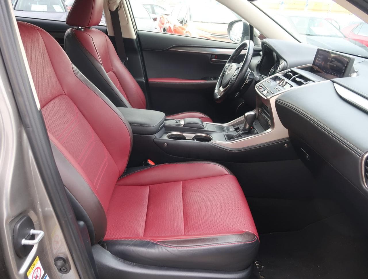 2018 Lexus NX - 12