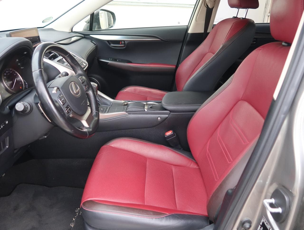 2018 Lexus NX - 16