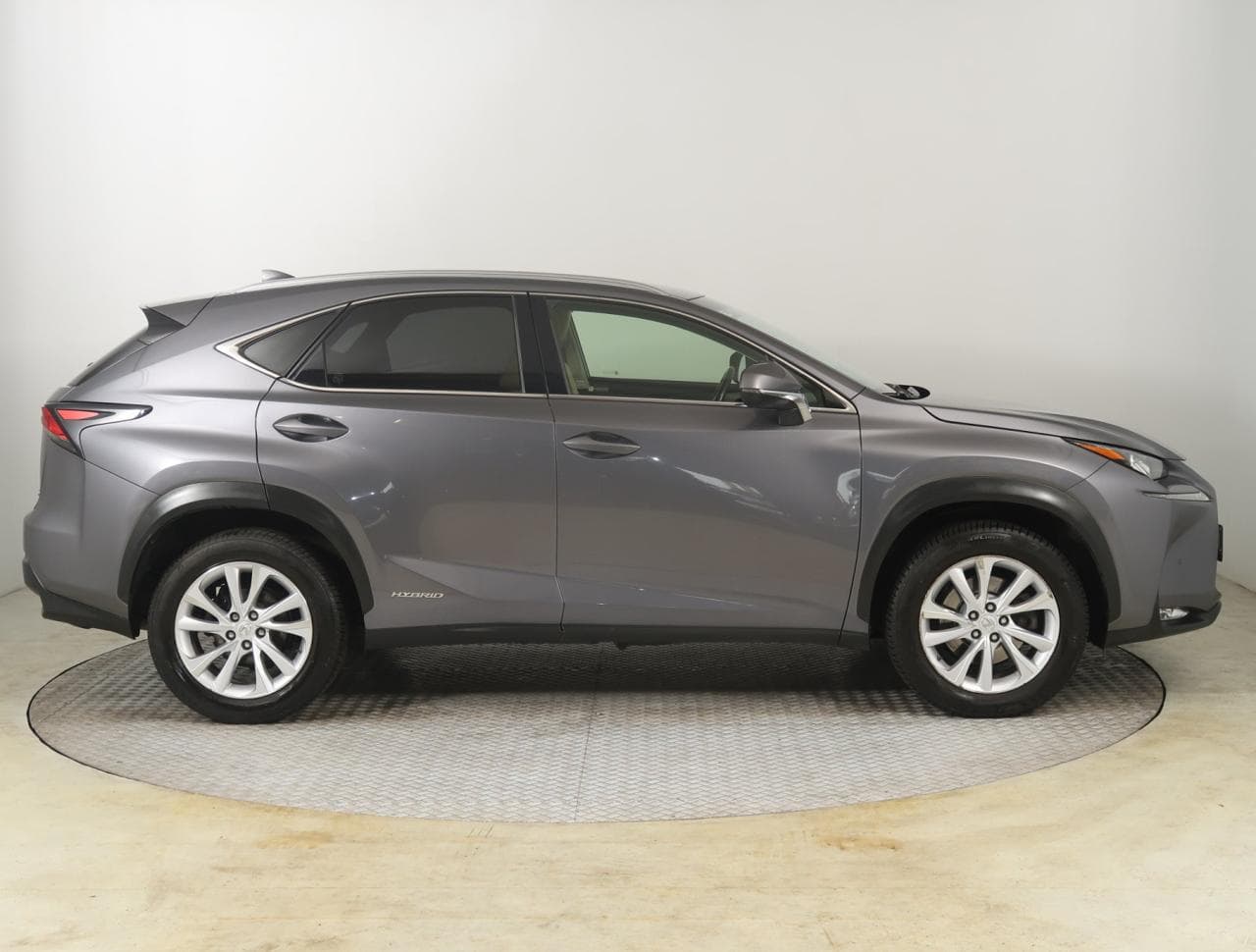 2017 Lexus NX - 8