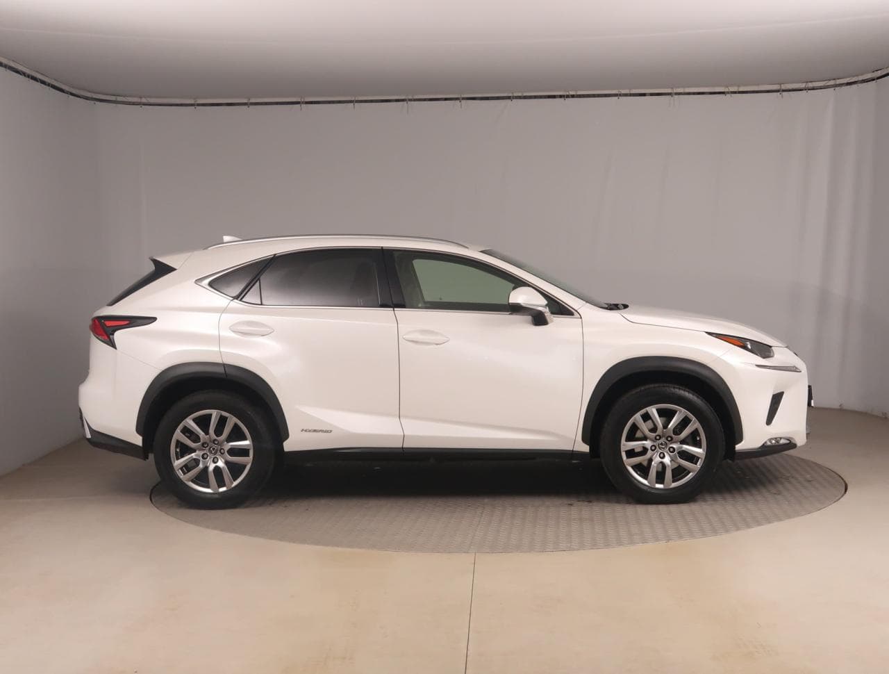 2021 Lexus NX - 12