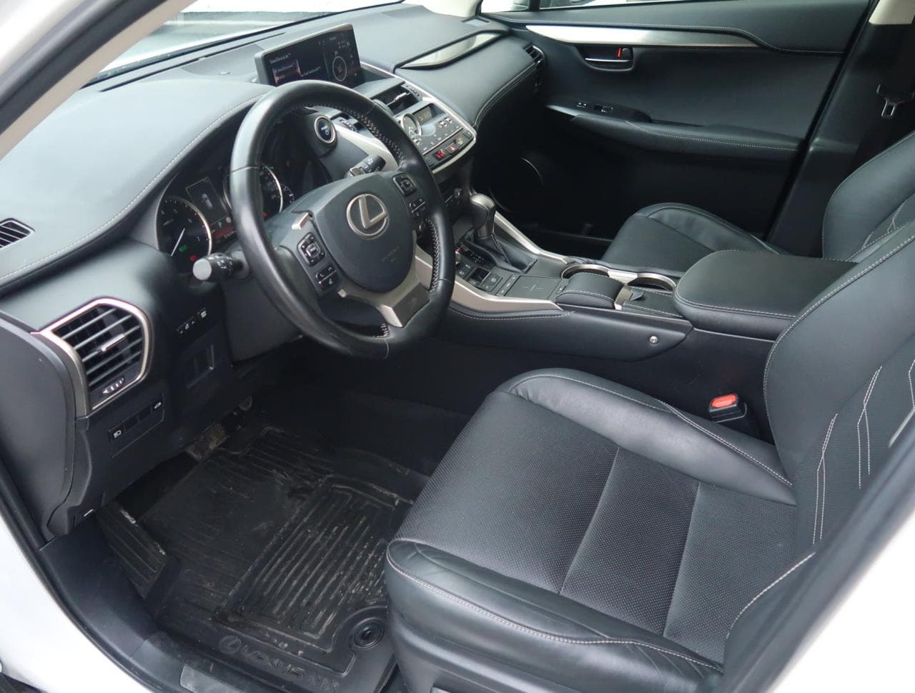 2021 Lexus NX - 28