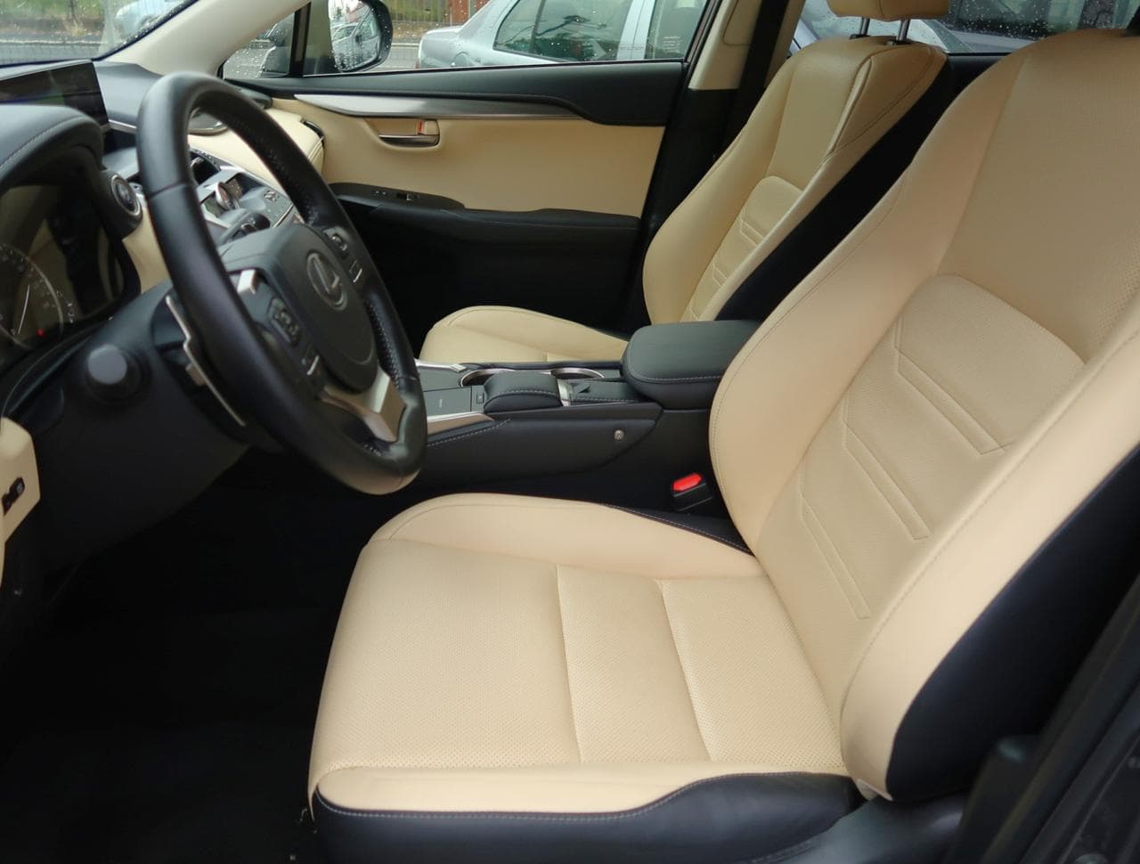 2022 Lexus NX - 16