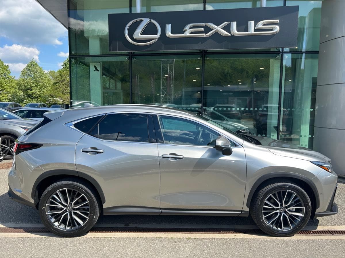 2025 Lexus Nx - 7