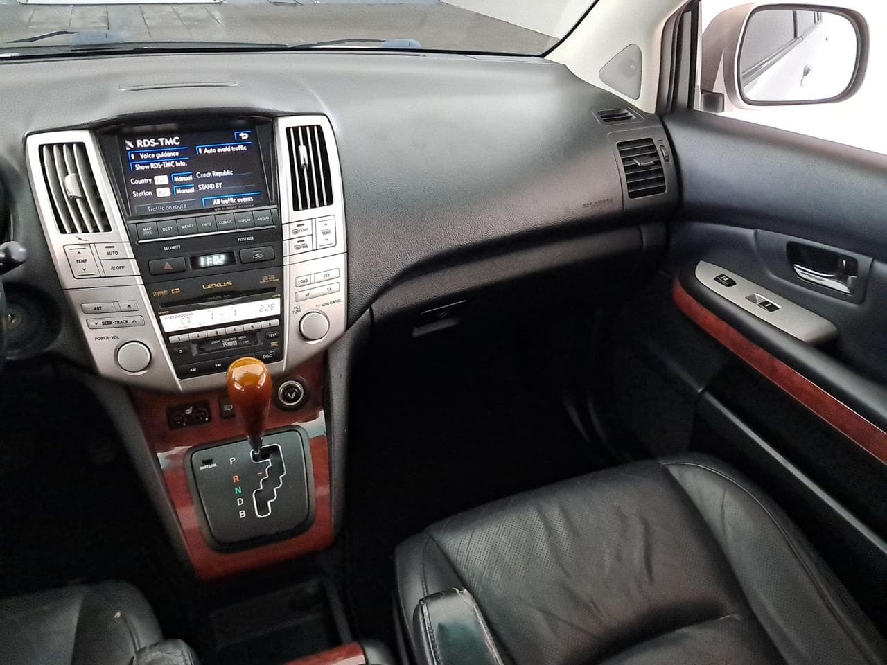 2009 Lexus RX - 16