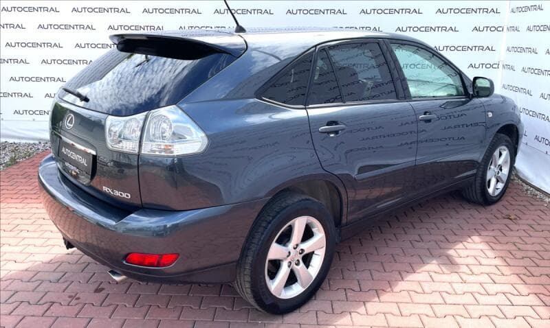2005 Lexus RX - 7
