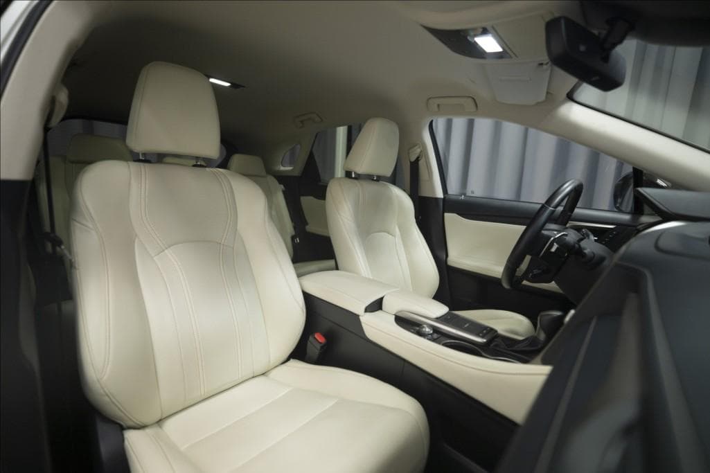 2022 Lexus RX - 9