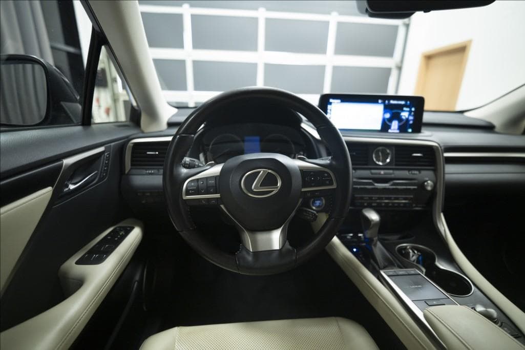 2022 Lexus RX - 17