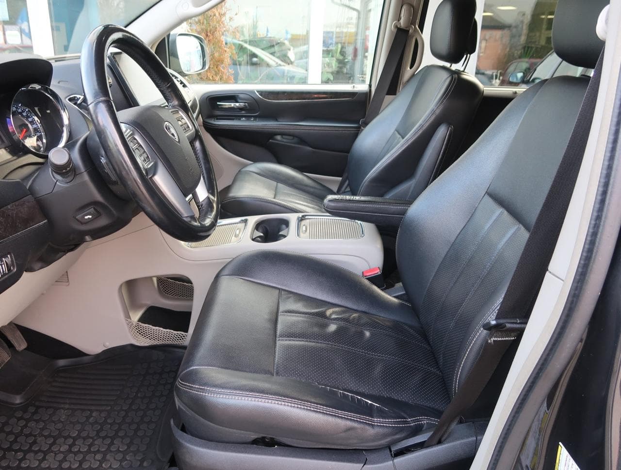 2012 Lancia VOYAGER - 16