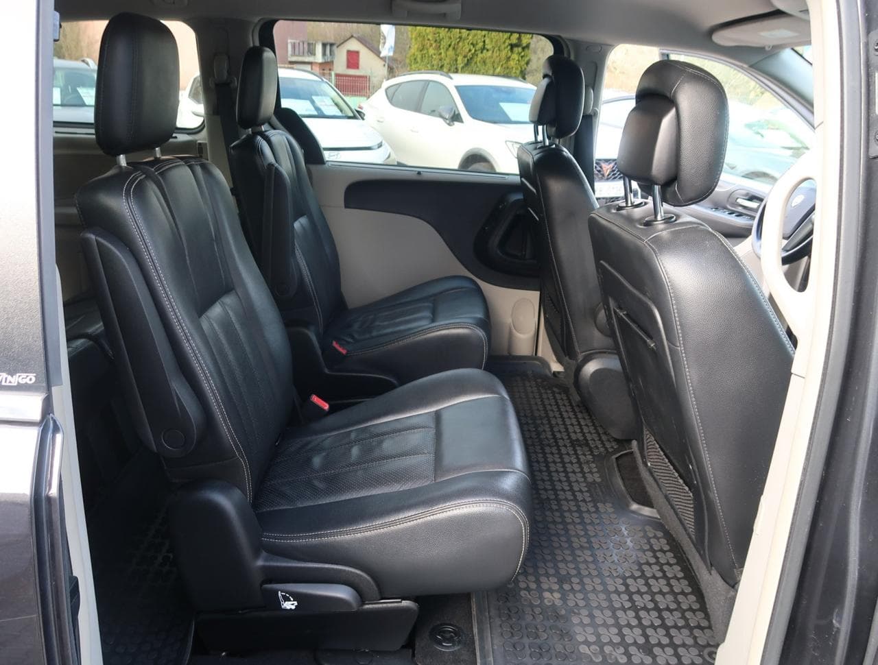 2012 Lancia VOYAGER - 13
