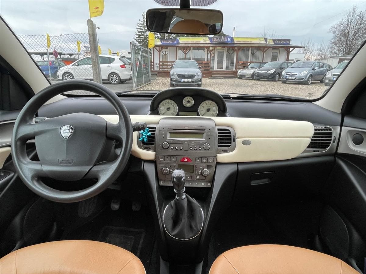 2003 Lancia Ostatní - 13