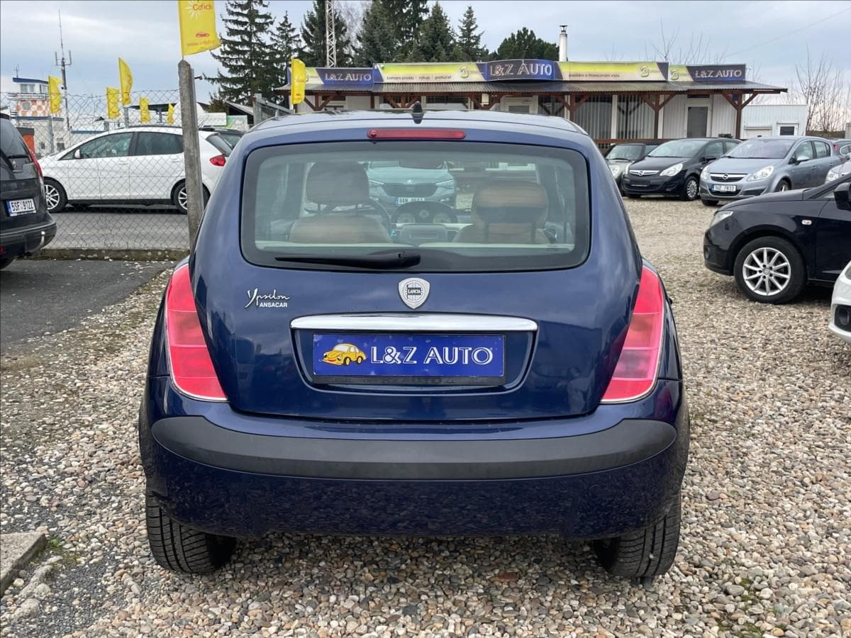 2003 Lancia Ostatní - 9