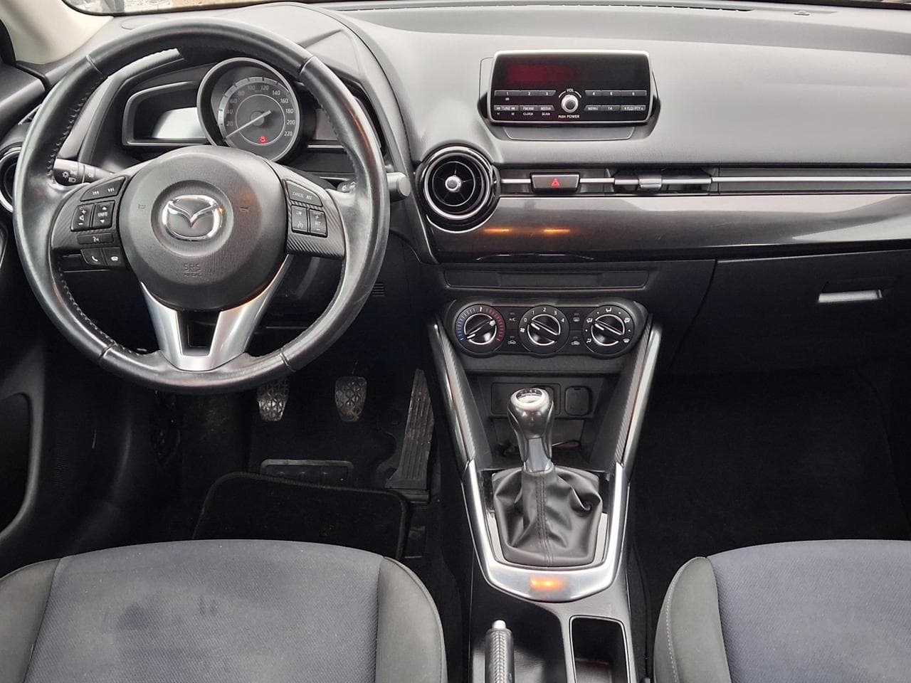 2015 Mazda 2 - 8