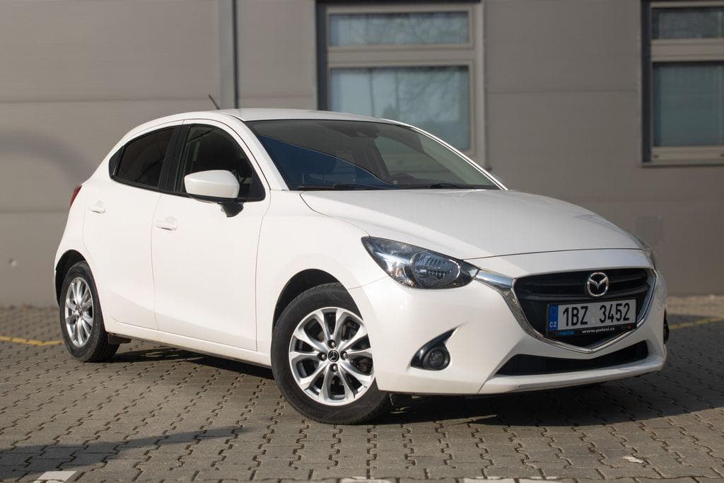 Mazda 2 - 3
