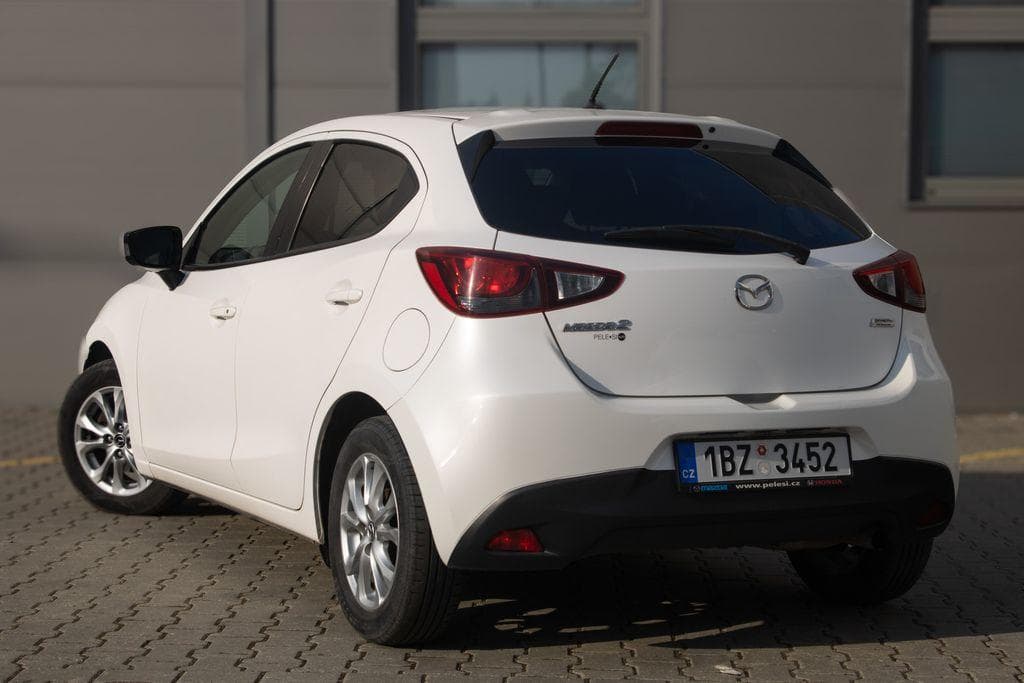 Mazda 2 - 7
