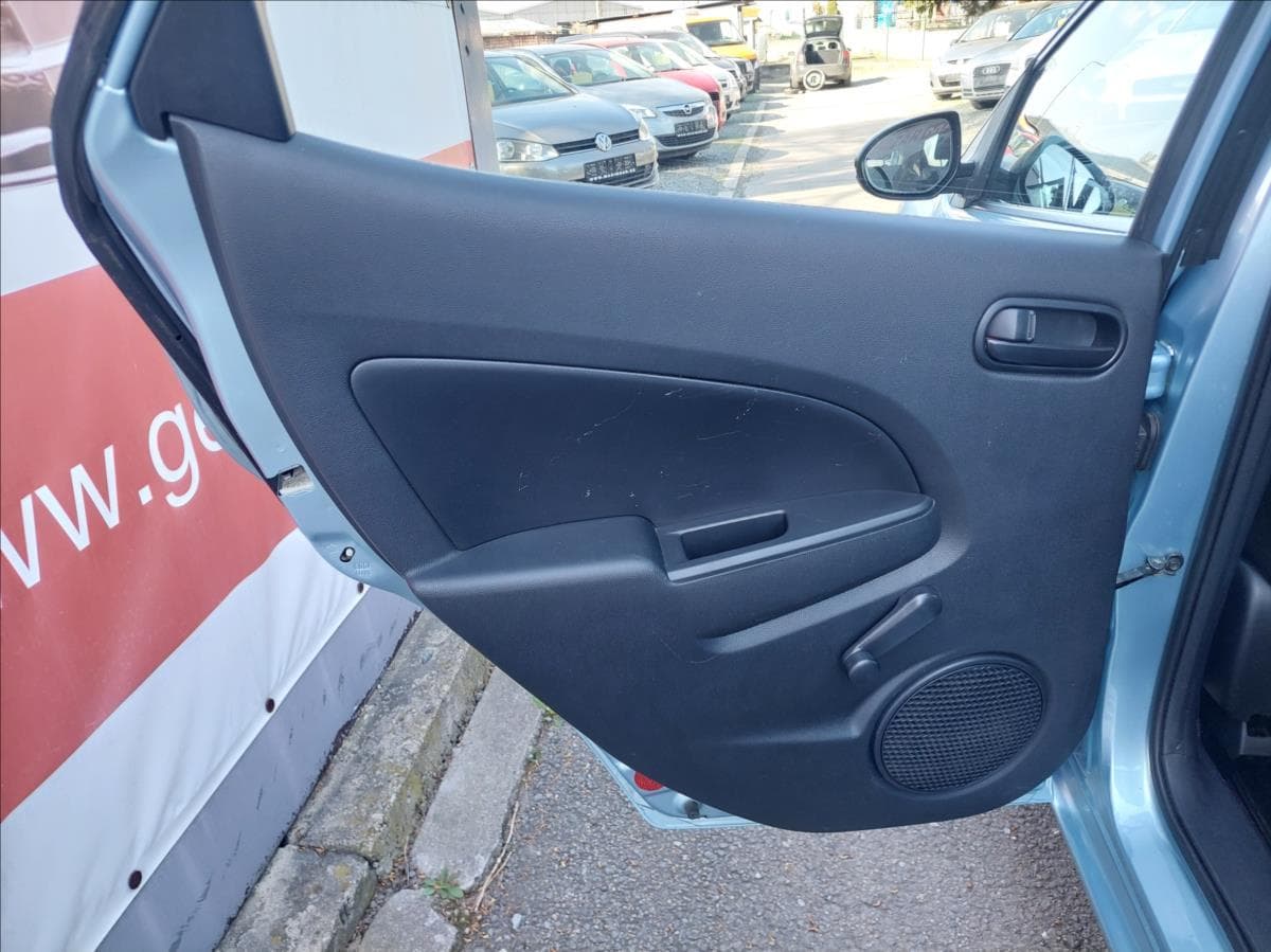 2008 Mazda 2 - 16