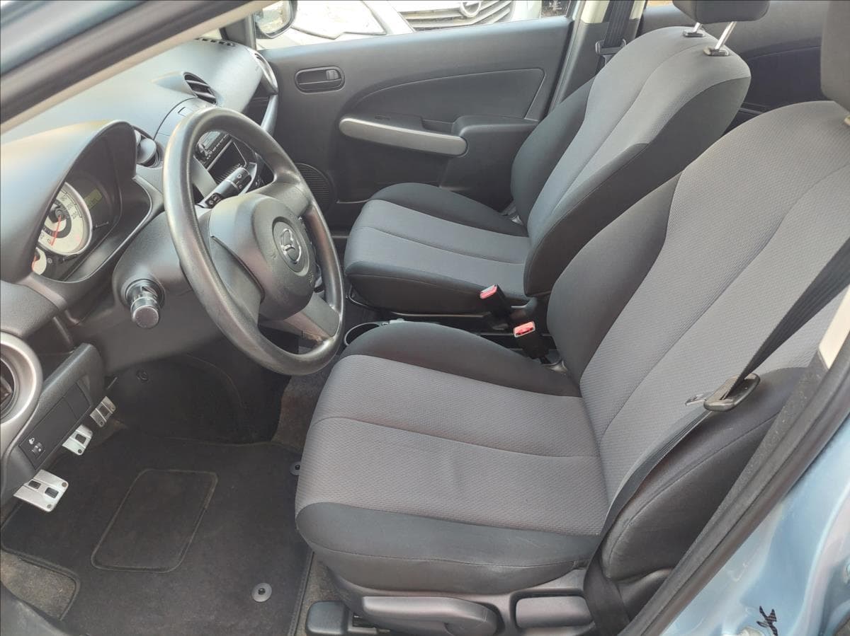 2008 Mazda 2 - 9