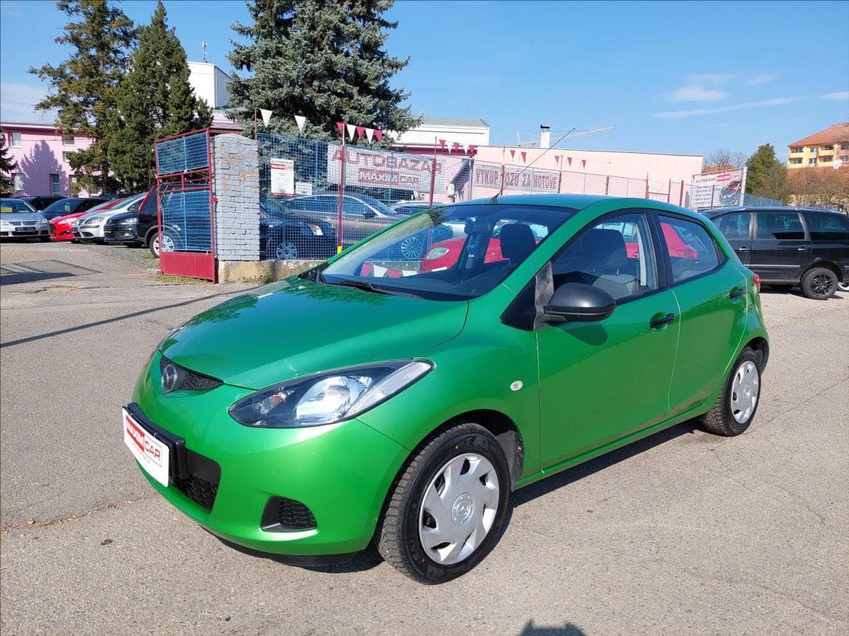 Mazda 2 1,4 i hatchback