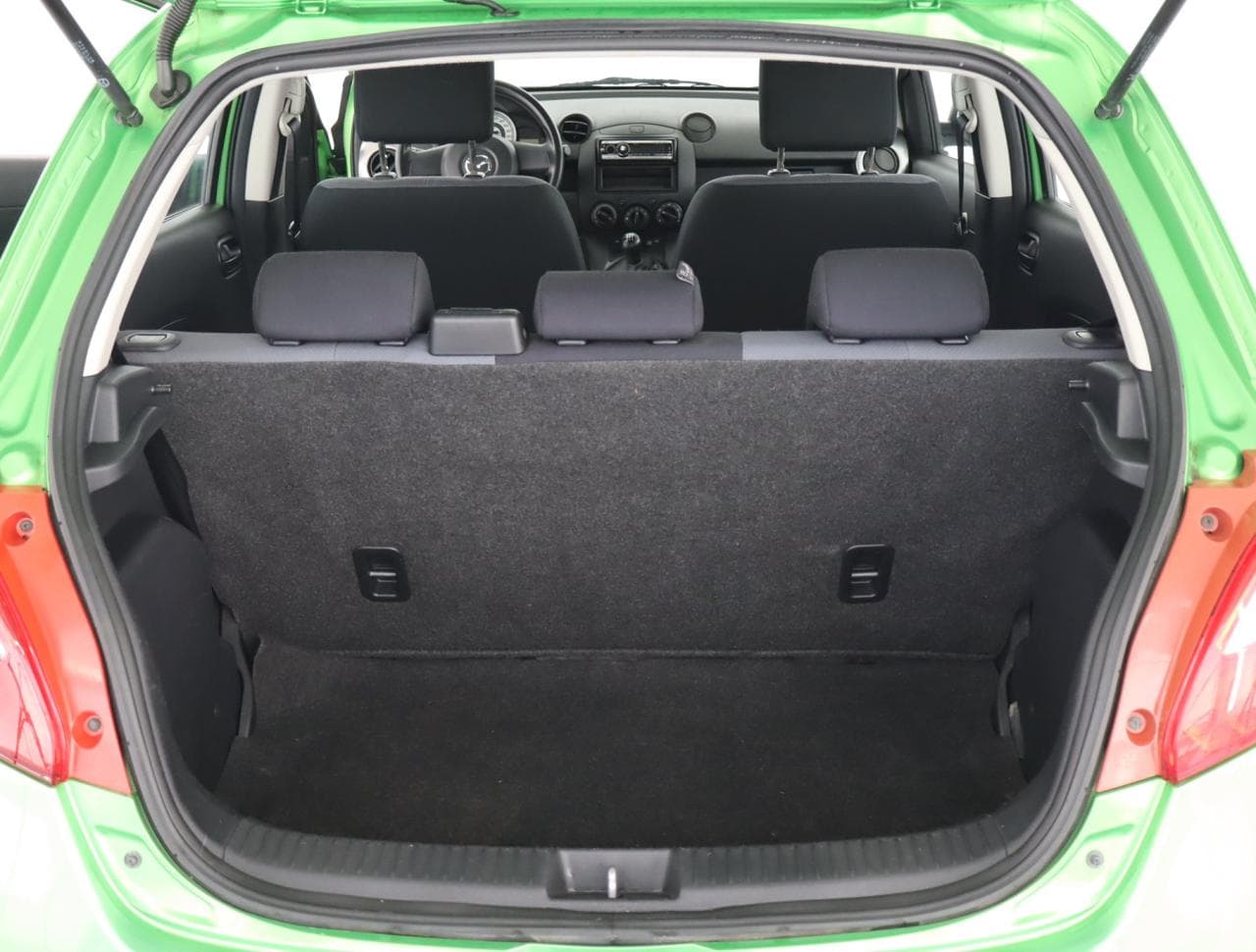 2008 Mazda 2 - 19