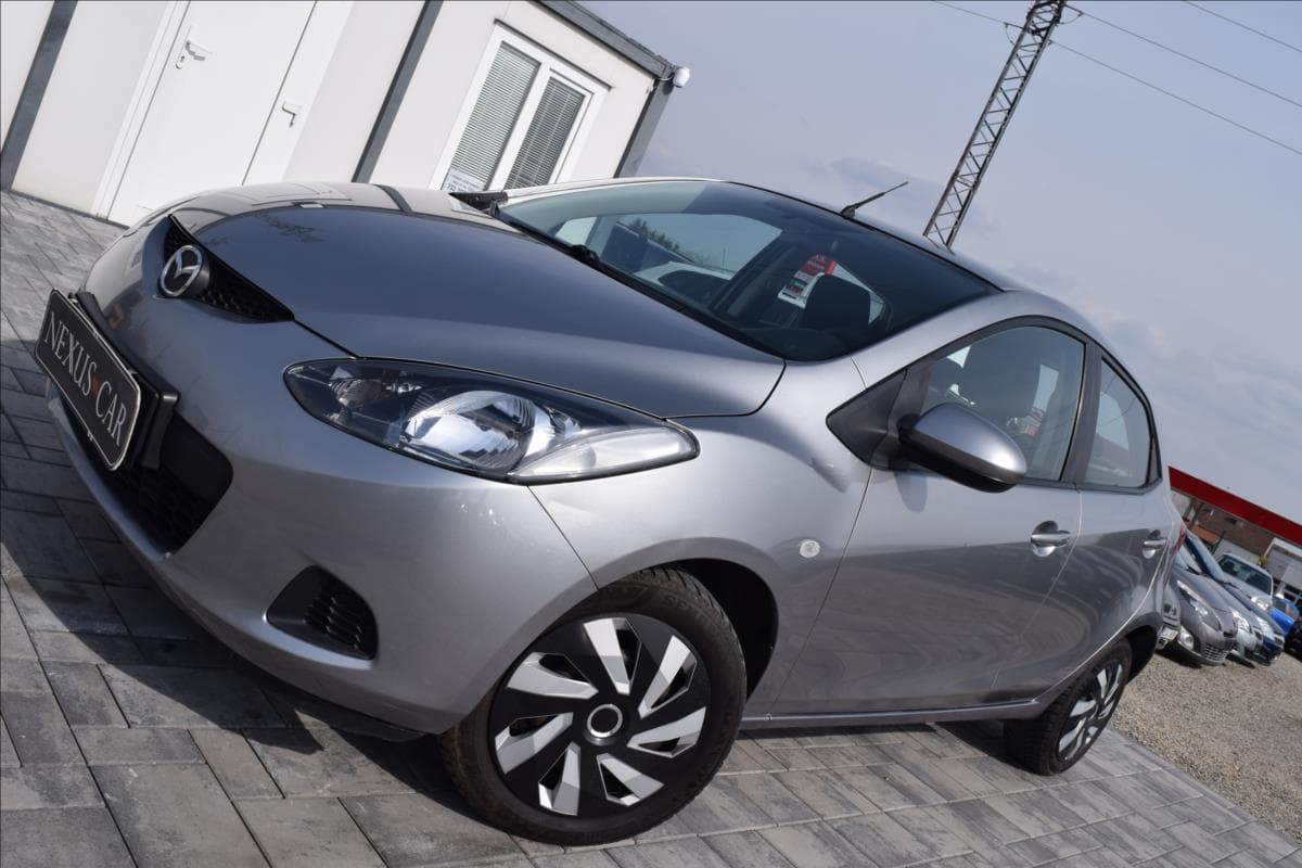 Mazda 2 1,4 i 55KW KLIMA 1XMAJITEL hatchback