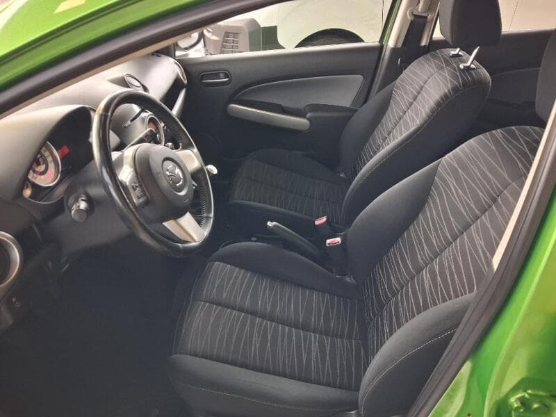 2009 Mazda 2 - 8