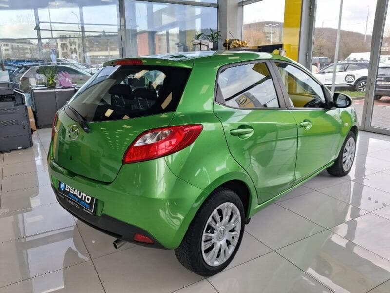 2009 Mazda 2 - 6