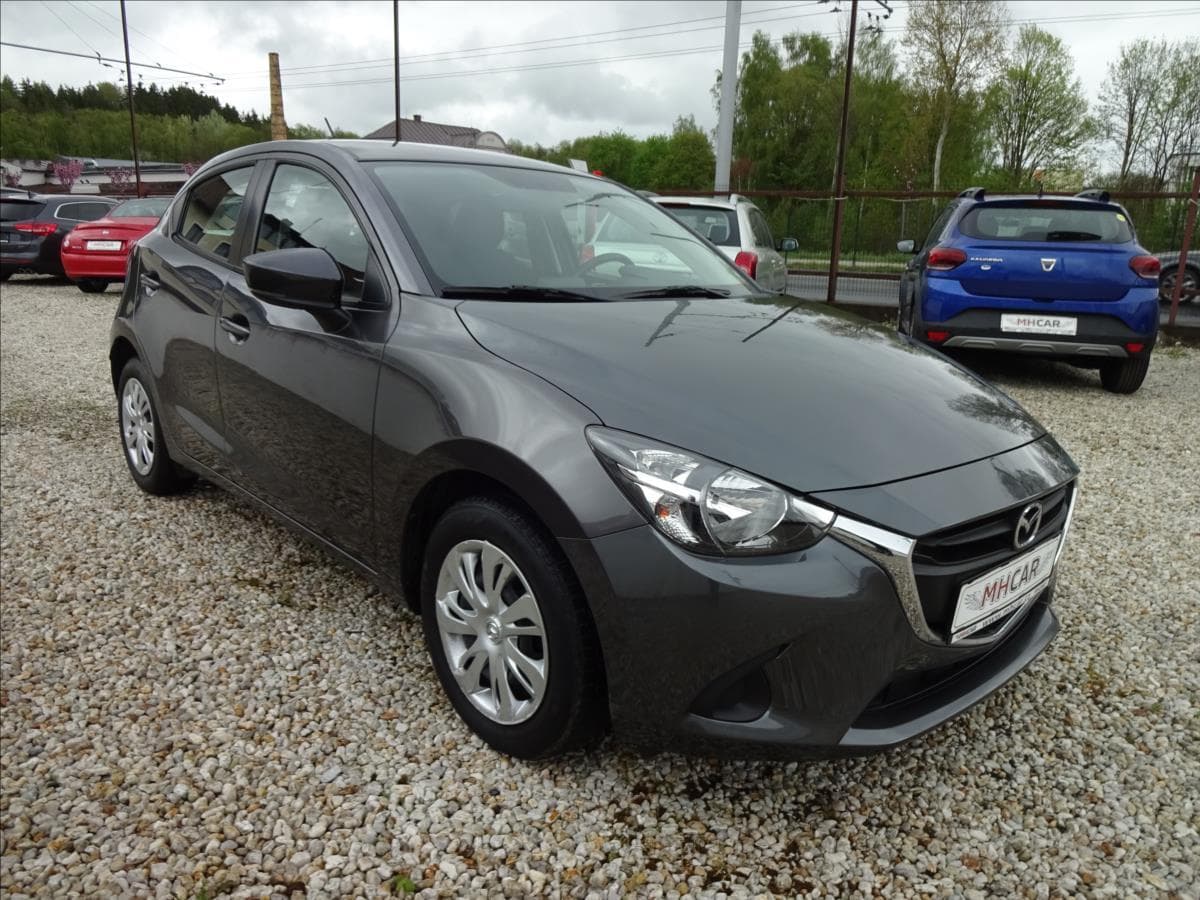 2019 Mazda 2 - 9