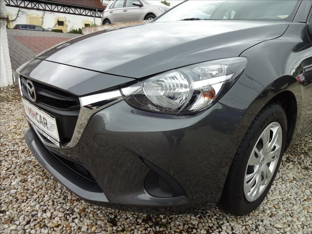 2019 Mazda 2 - 14