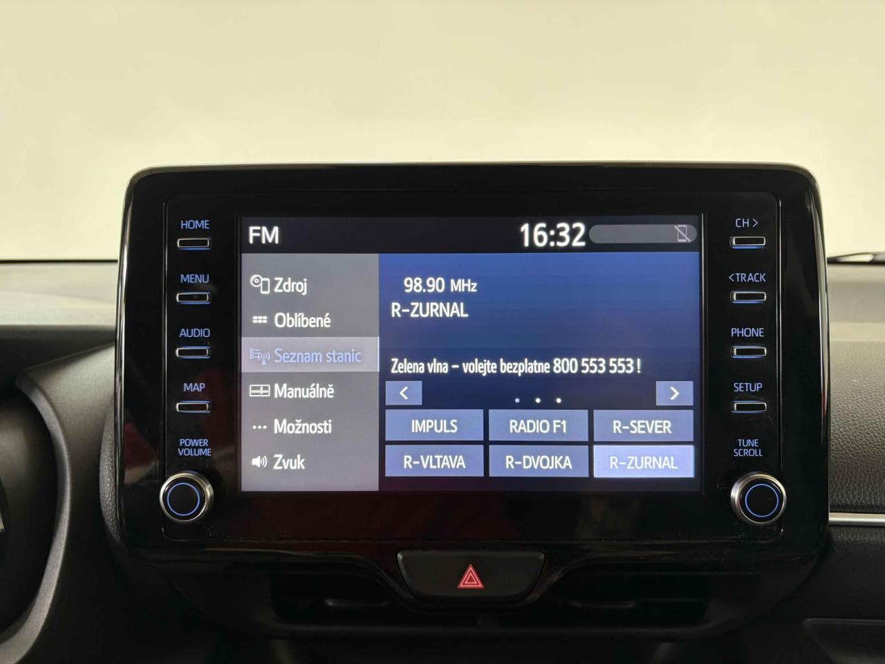 2022 Mazda 2 - 14