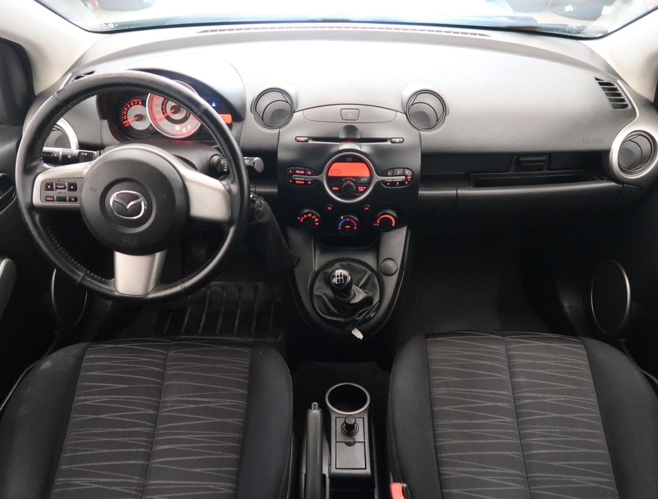 2008 Mazda 2 - 10