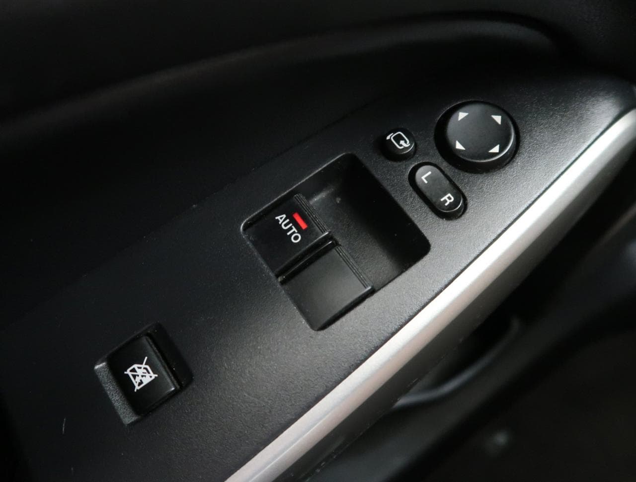 2008 Mazda 2 - 19