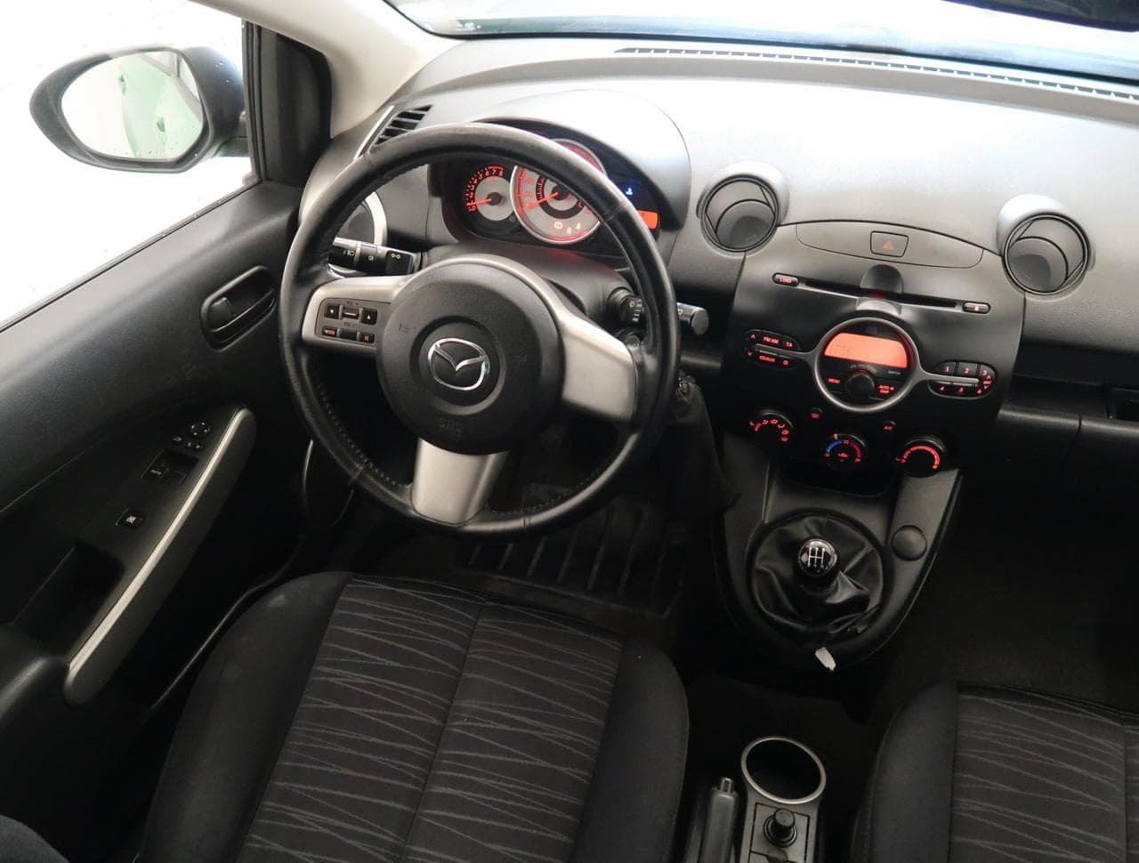 2008 Mazda 2 - 9