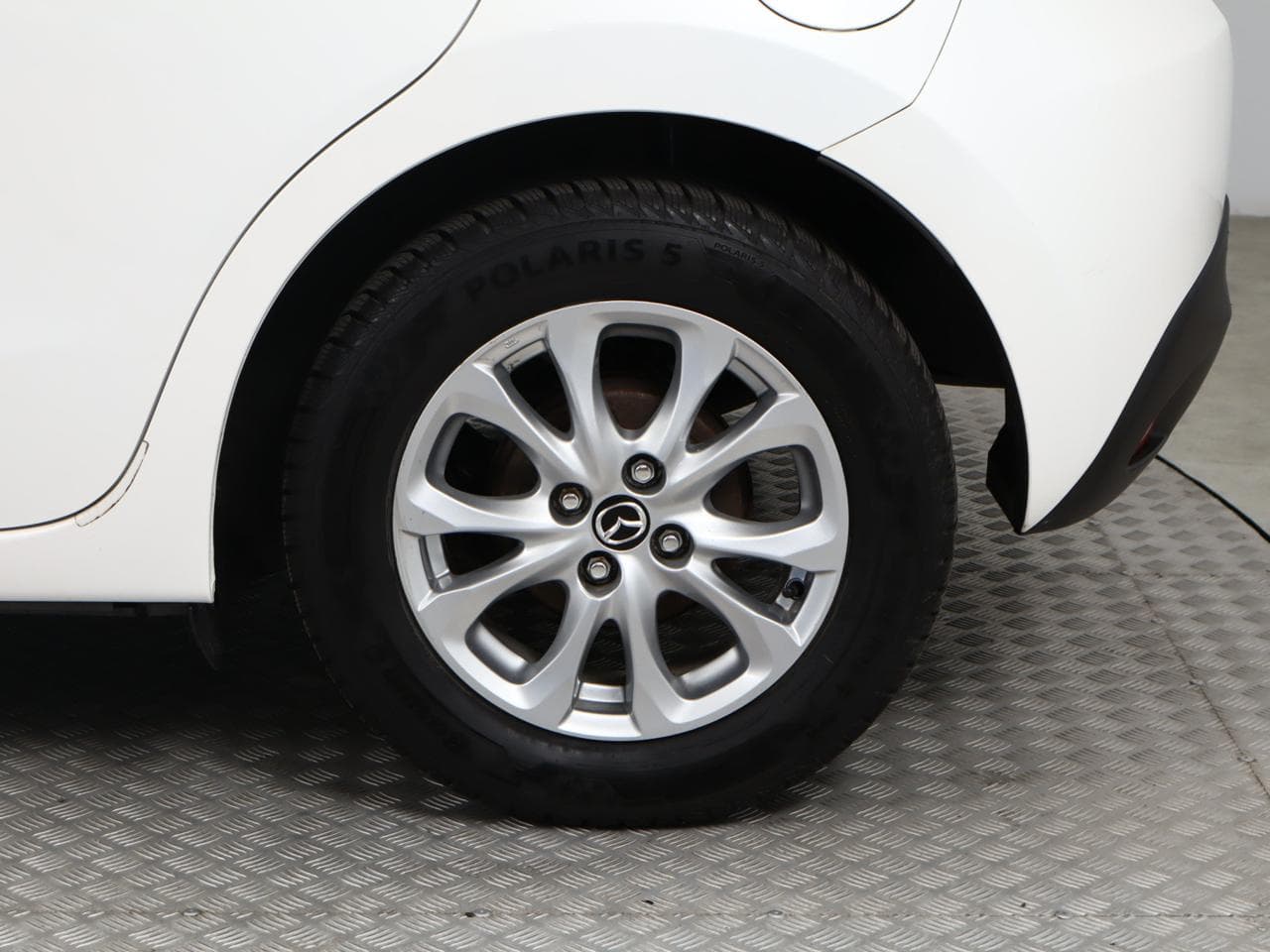 2015 Mazda 2 - 31
