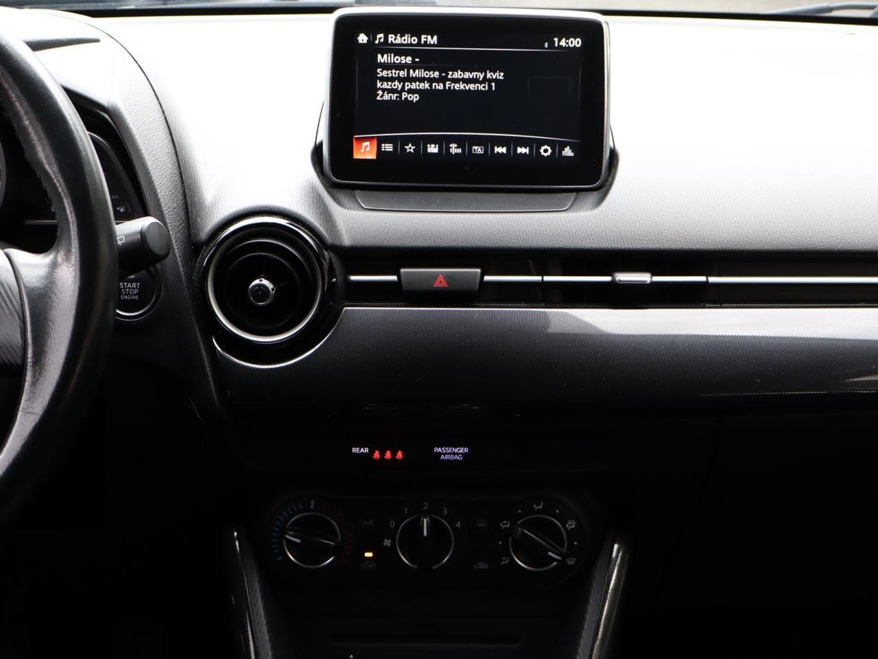 2015 Mazda 2 - 27