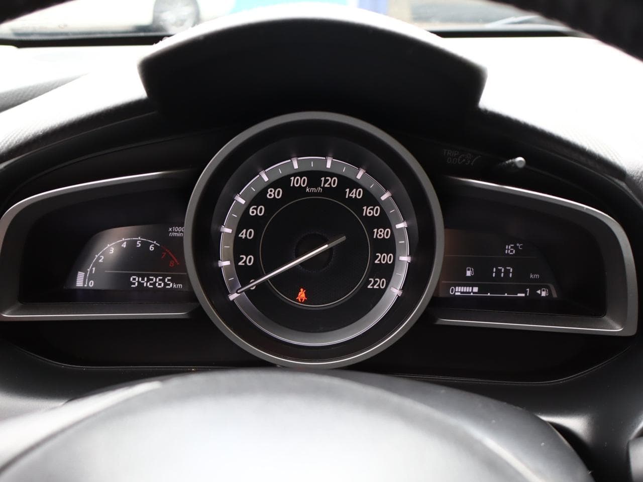 2015 Mazda 2 - 25
