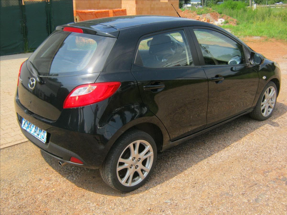 2007 Mazda 2 - 6