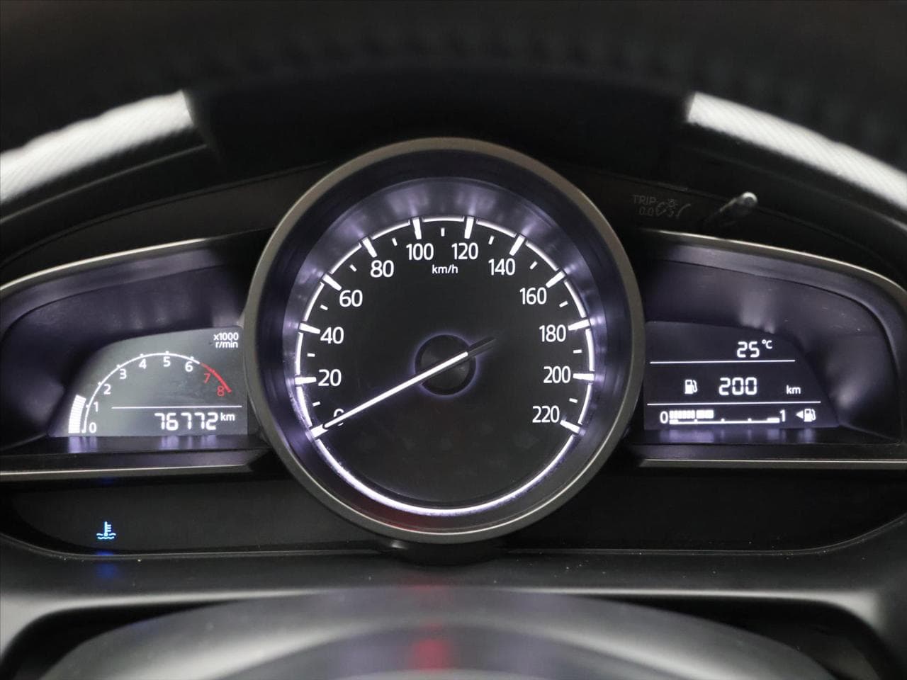 2022 Mazda 2 - 12