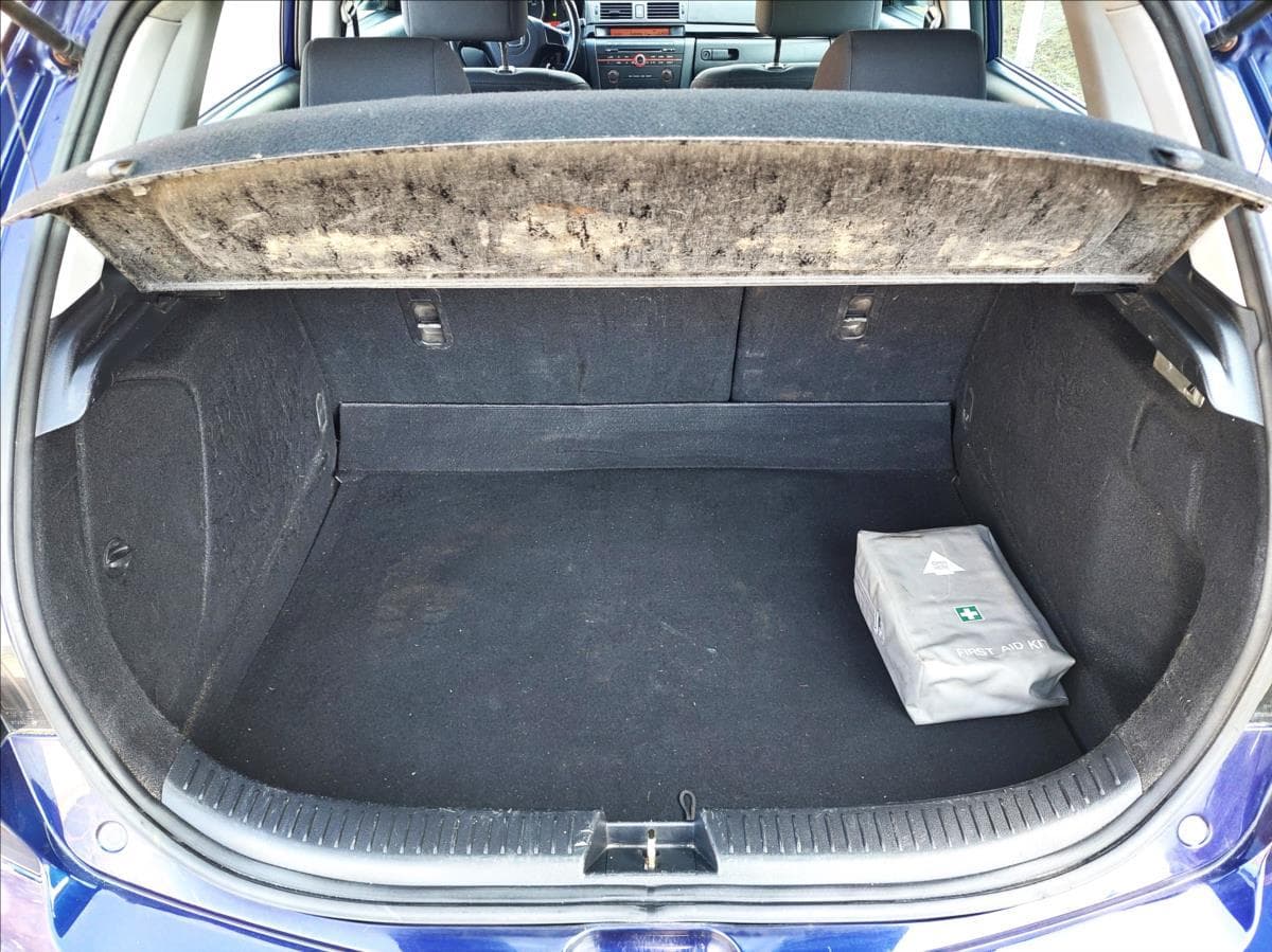 2006 Mazda 3 - 17