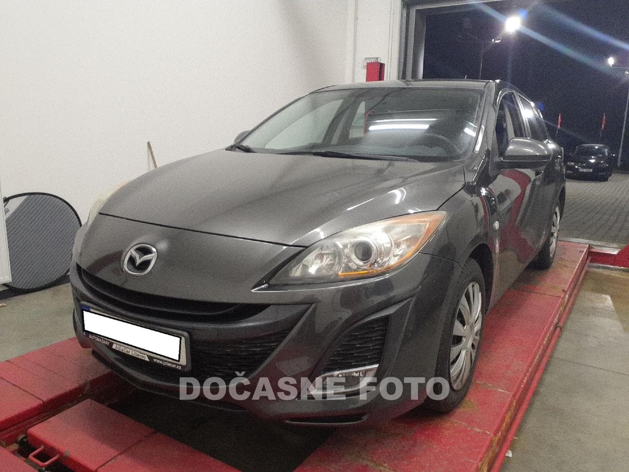 Mazda 3 1.6 i, ČR hatchback