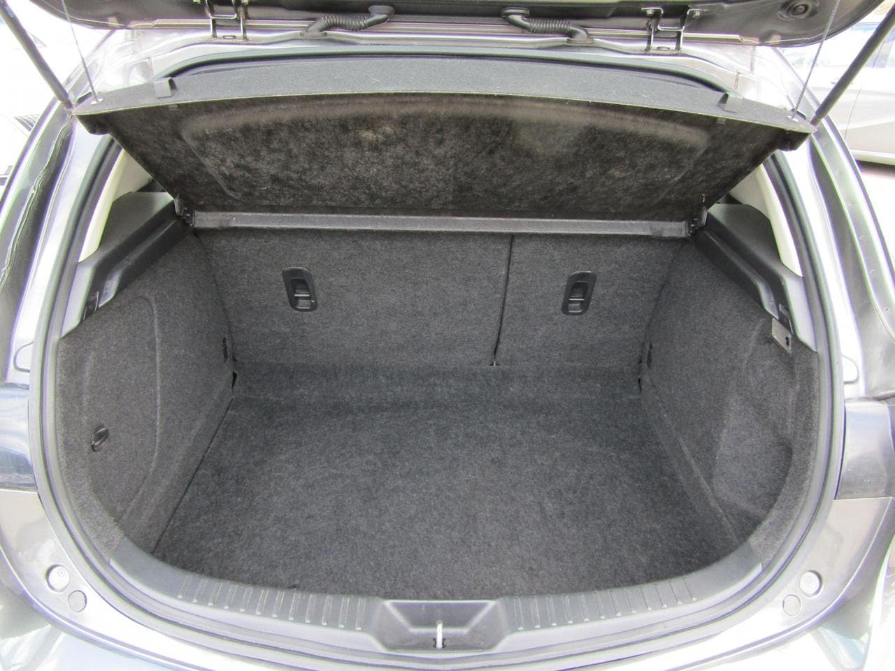 2011 Mazda 3 - 7