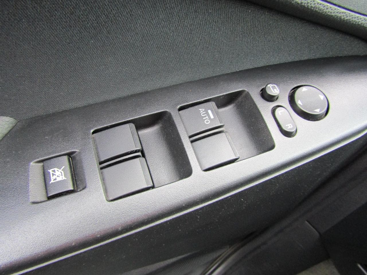 2011 Mazda 3 - 13