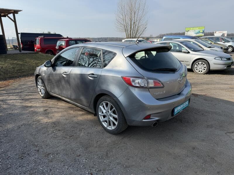 2012 Mazda 3 - 8