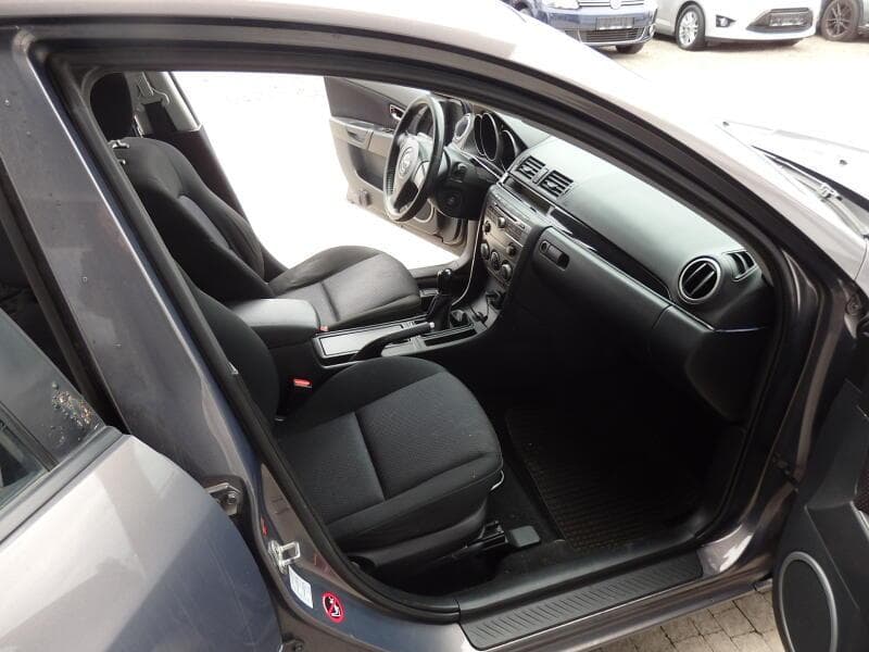 2007 Mazda 3 - 10