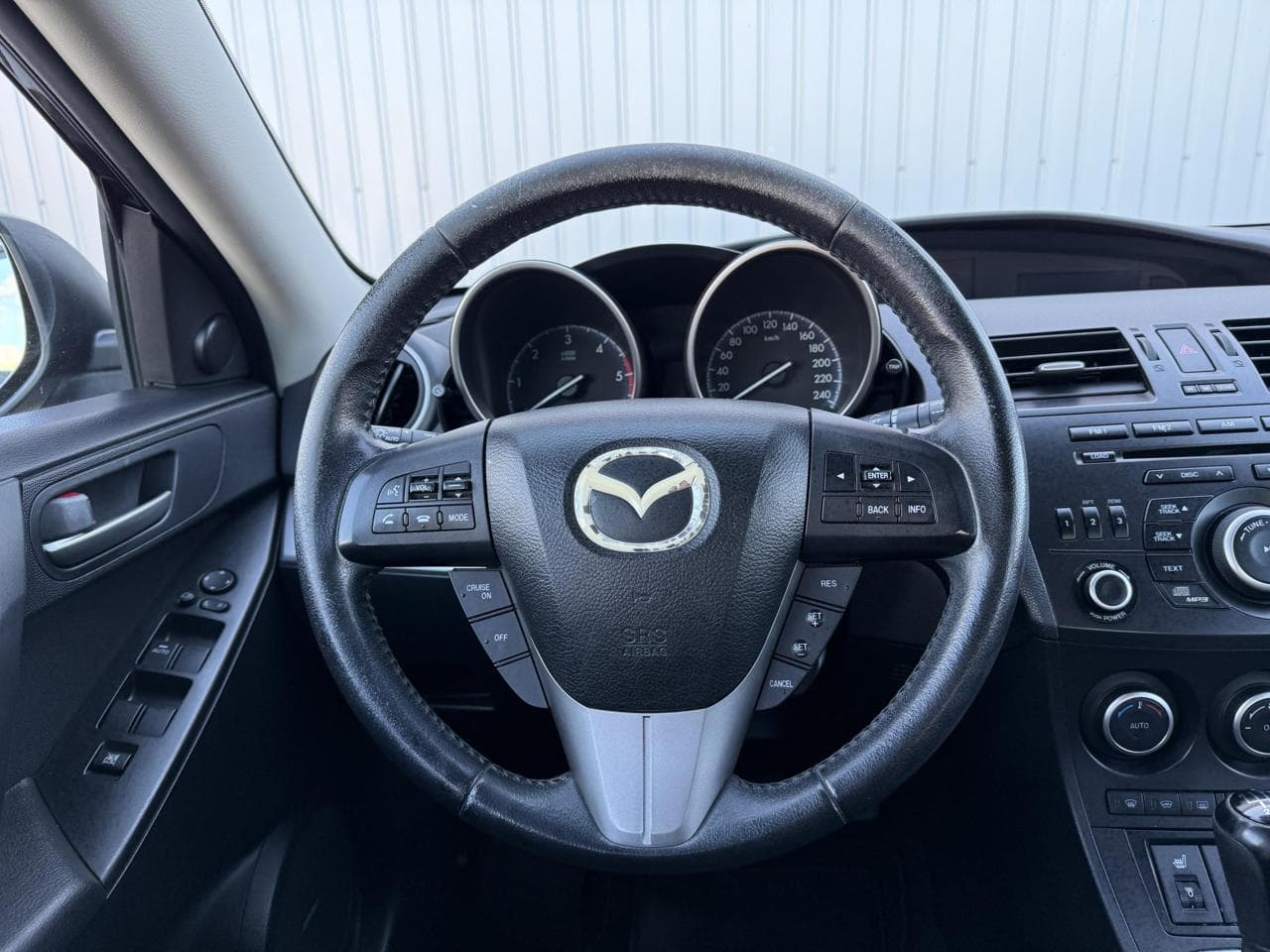 2011 Mazda 3 - 23